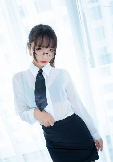 低头看电影的网站_国产剧高清电影在线