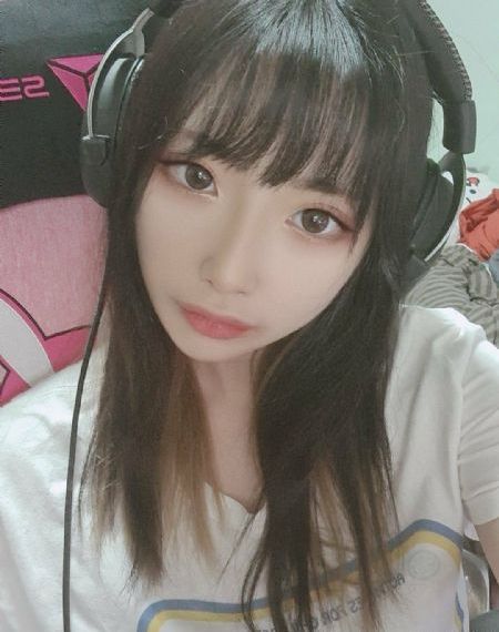 欧美人妻二区_BD韩语免费观看视频