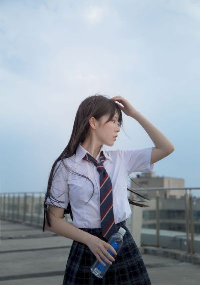 双子姐妹单亲妈妈_国产在线视频