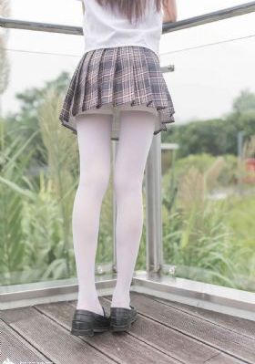 40岁女人跟金毛发生产关系怎么办_BD英语视频大全