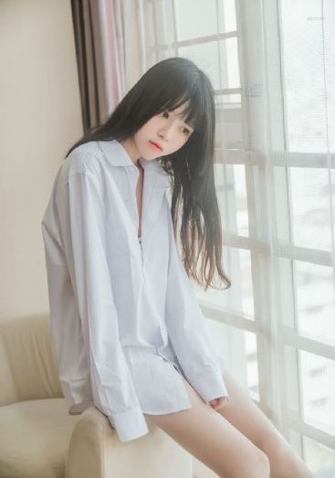 91清纯白嫩的高中校花在线不卡_1080P神马影院在线