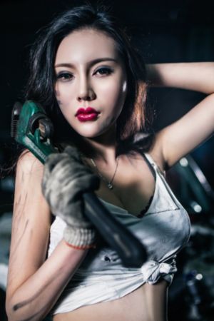 久久久久草_超清高清迅雷在线观看