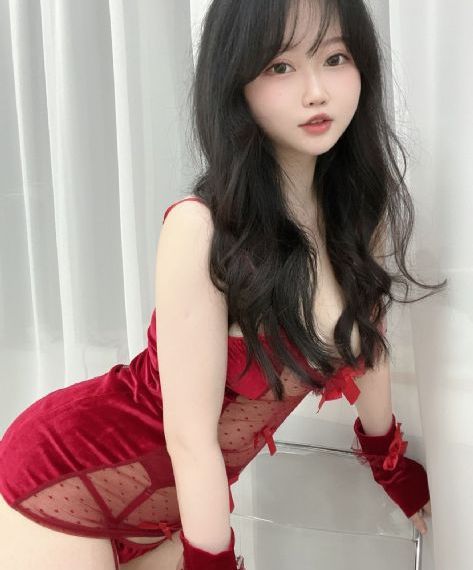 儿子带朋友回家一起他的母亲_BD韩语超清在线观看