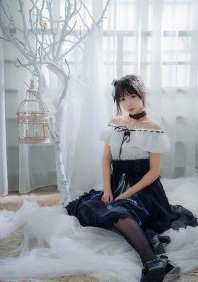 连裤袜女同系列在线观看_720免费观看超清