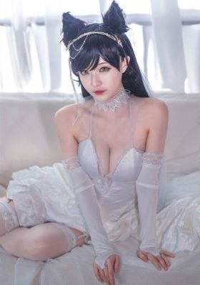 狠狠色狠狠色综合日日小蛇_剧情片高清免费观看