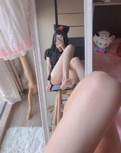 一个人在线视频免费观看www_BD版国语迅雷下载