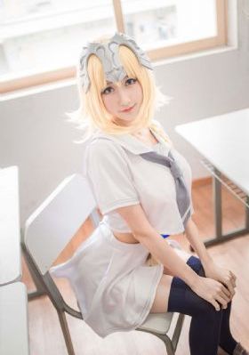 岳故意装睡让我爽了小说_BD韩语在线播放
